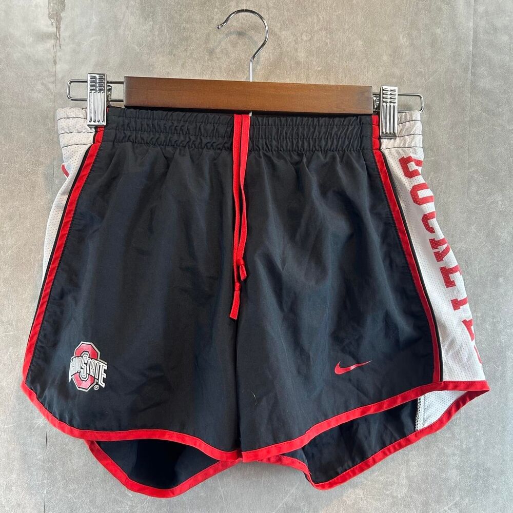 Nike Women's Black and Grey Shorts